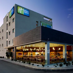 Express Airport, An Ihg Hotel